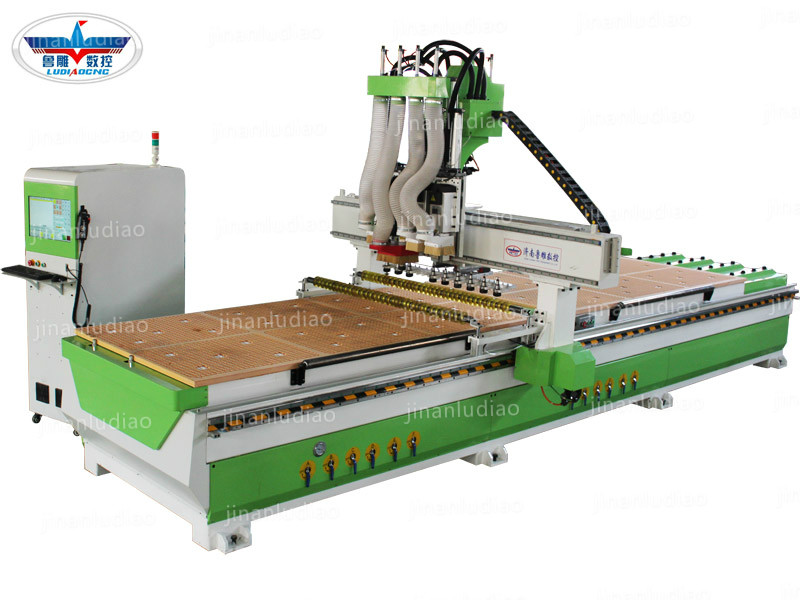 板式家具數(shù)控開料機 板式家具數(shù)控開料機