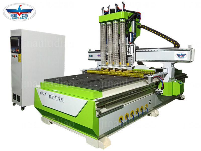 板式家具設(shè)備 板式家具設(shè)備